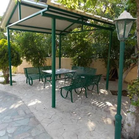 The Harmony - Beachfront Sea View Апартаменты Агиос-Гордиос